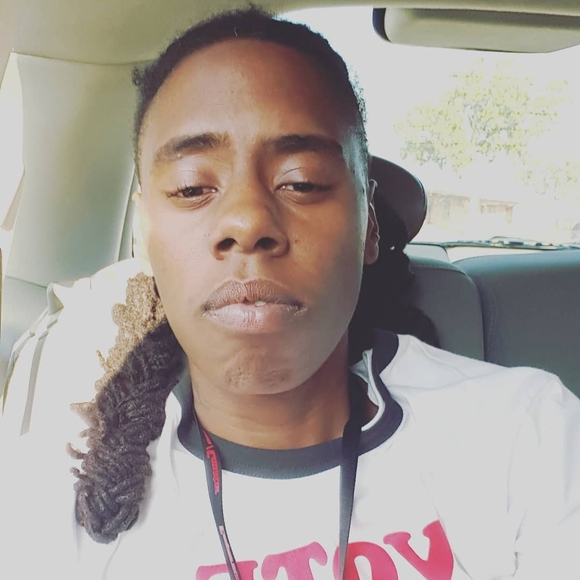 Meet your Posher, Keno - Picture 1 of 1